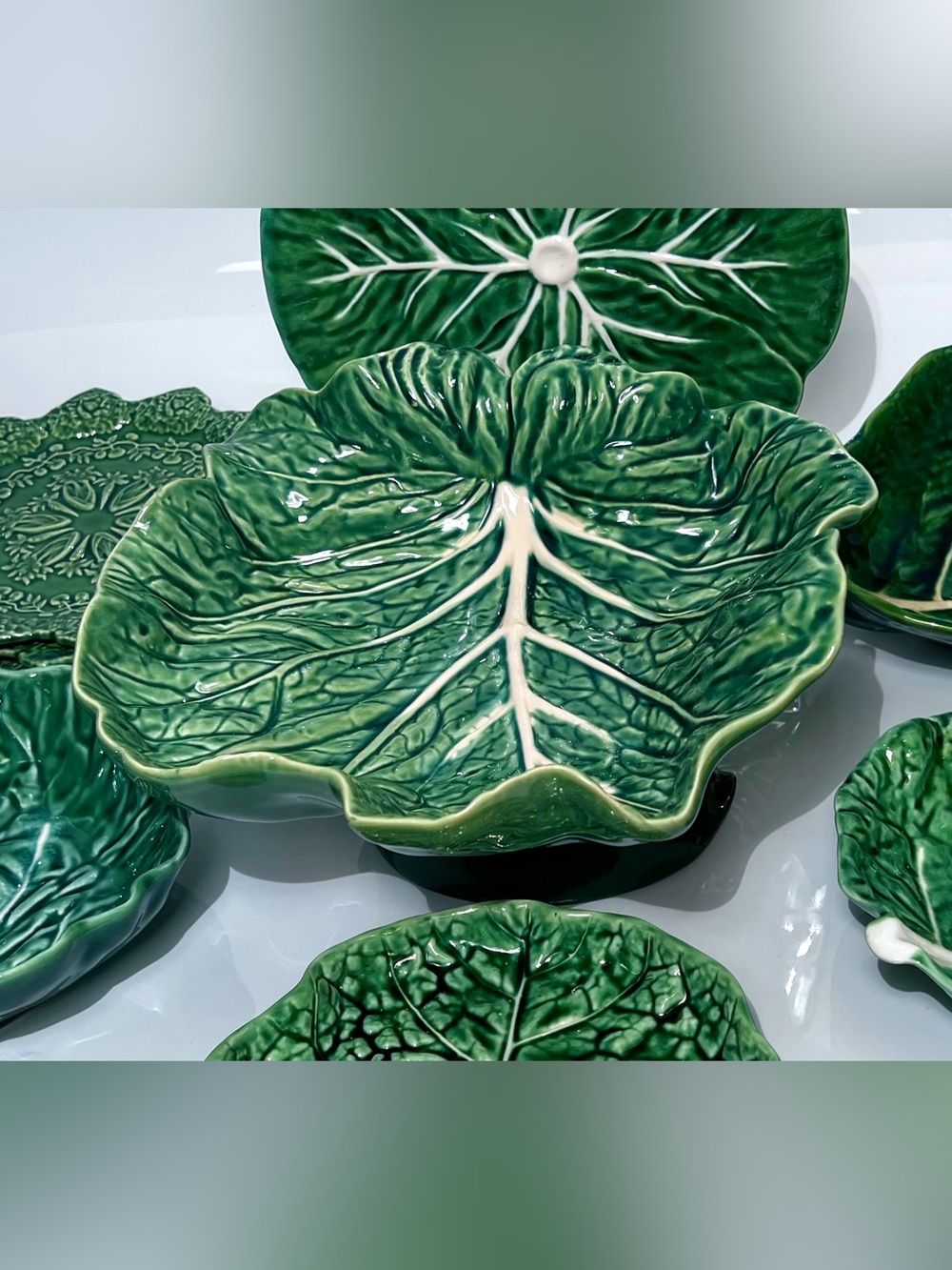 Vintage Bordallo Pinheiro Portuguese Majolica Cabbage Leaf Footed Serving Bowl